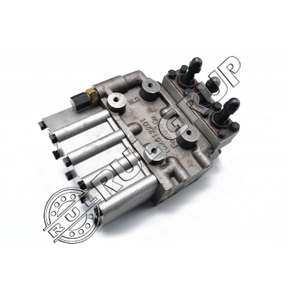 DISTRIBUITOR HIDRAULIC U650 101.65.176 UTB